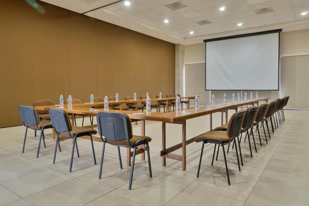 Comfort Inn Córdoba Dış mekan fotoğraf